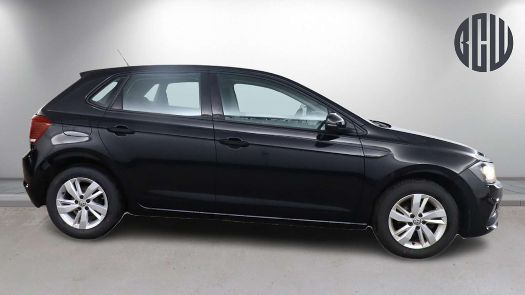 2020 Volkswagen Polo — image 3