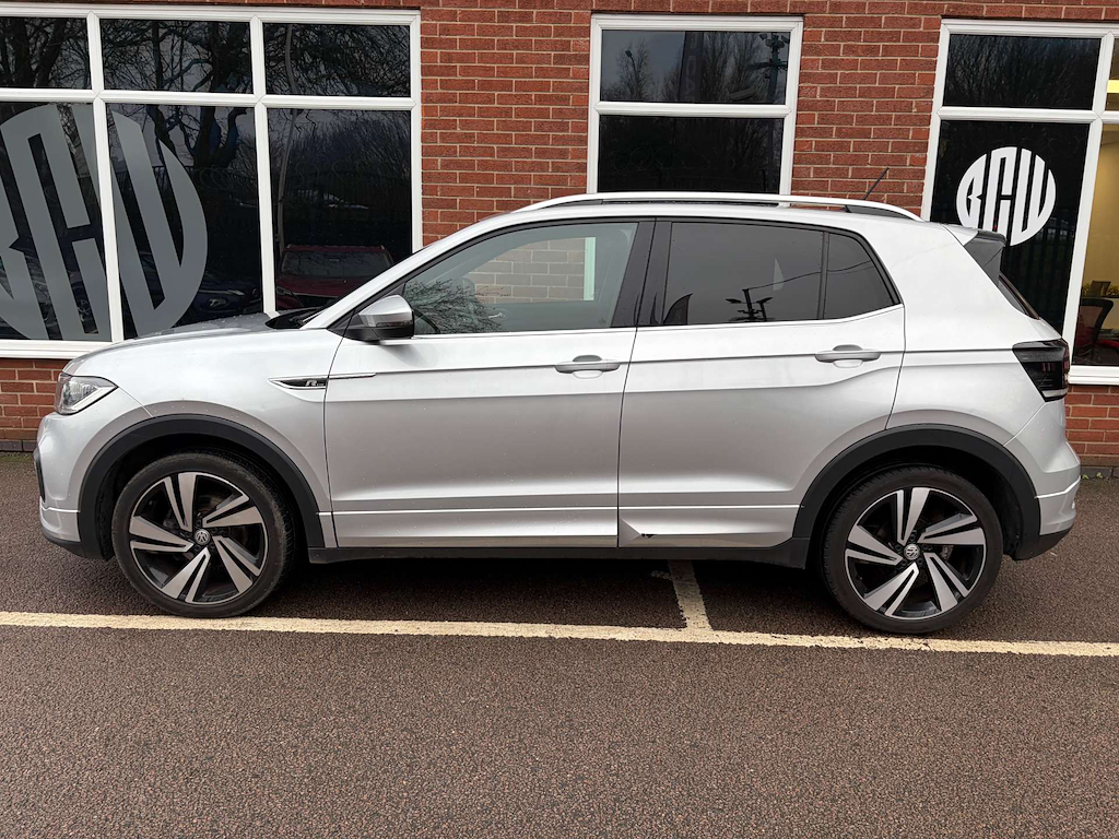 2020 Volkswagen T-Cross — image 3