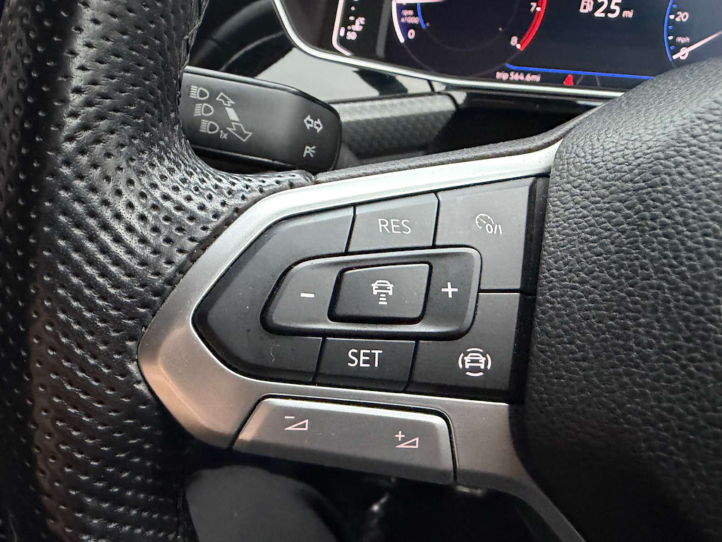 2020 Volkswagen T-Cross — image 19