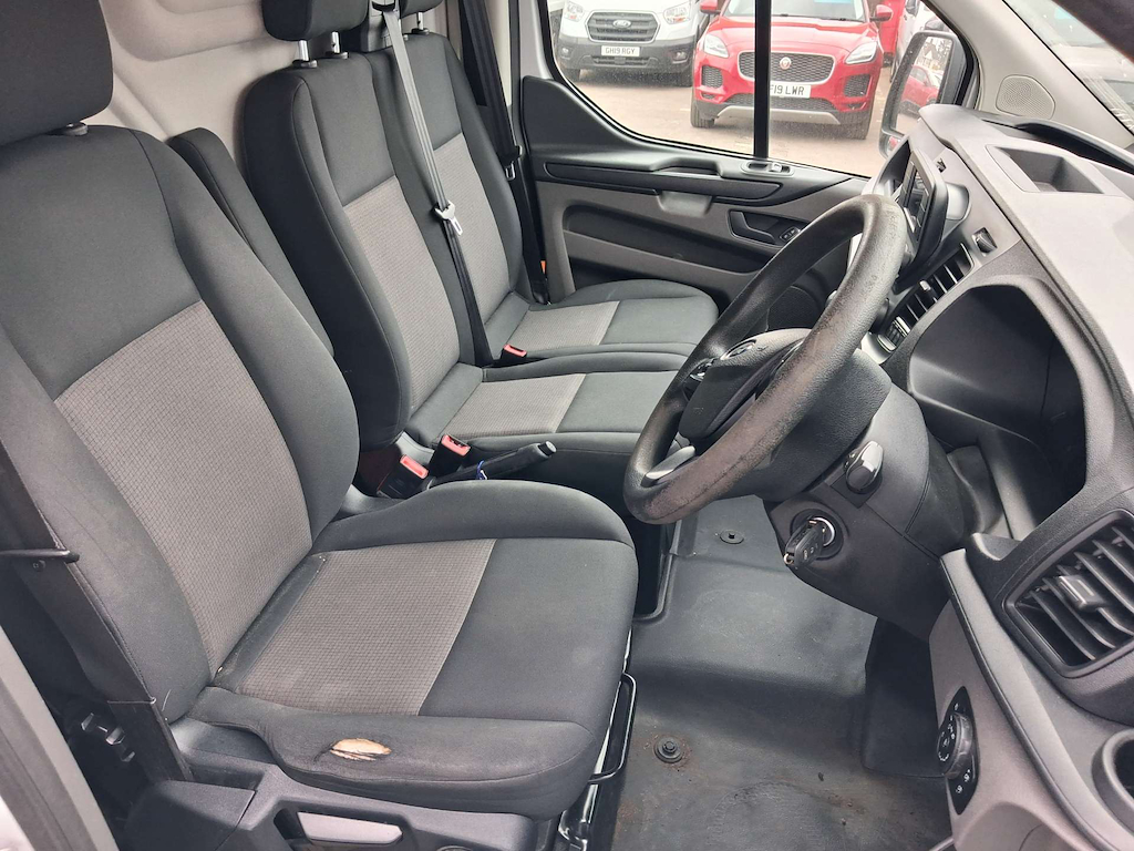 2020 Ford Transit — image 13