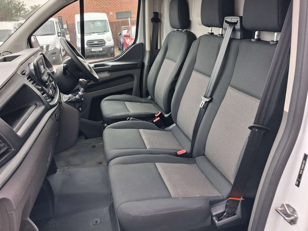 2020 Ford Transit — image 17