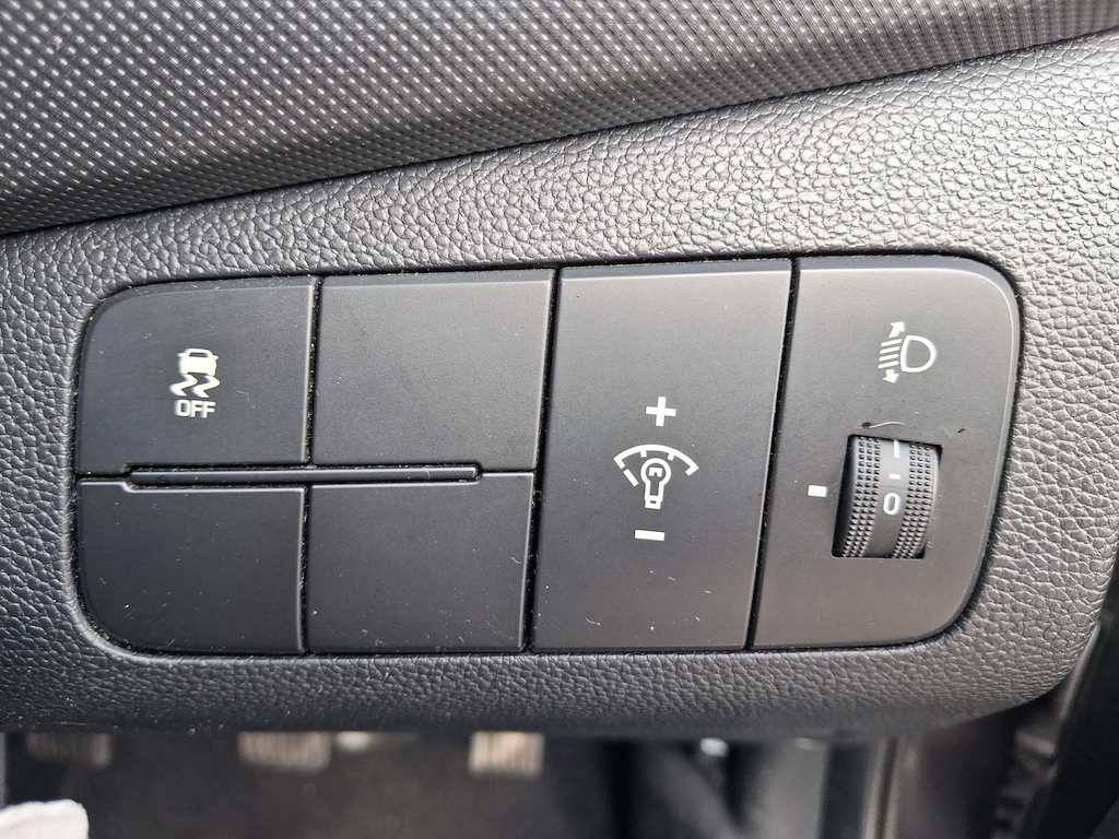 2019 Hyundai i10 — image 21