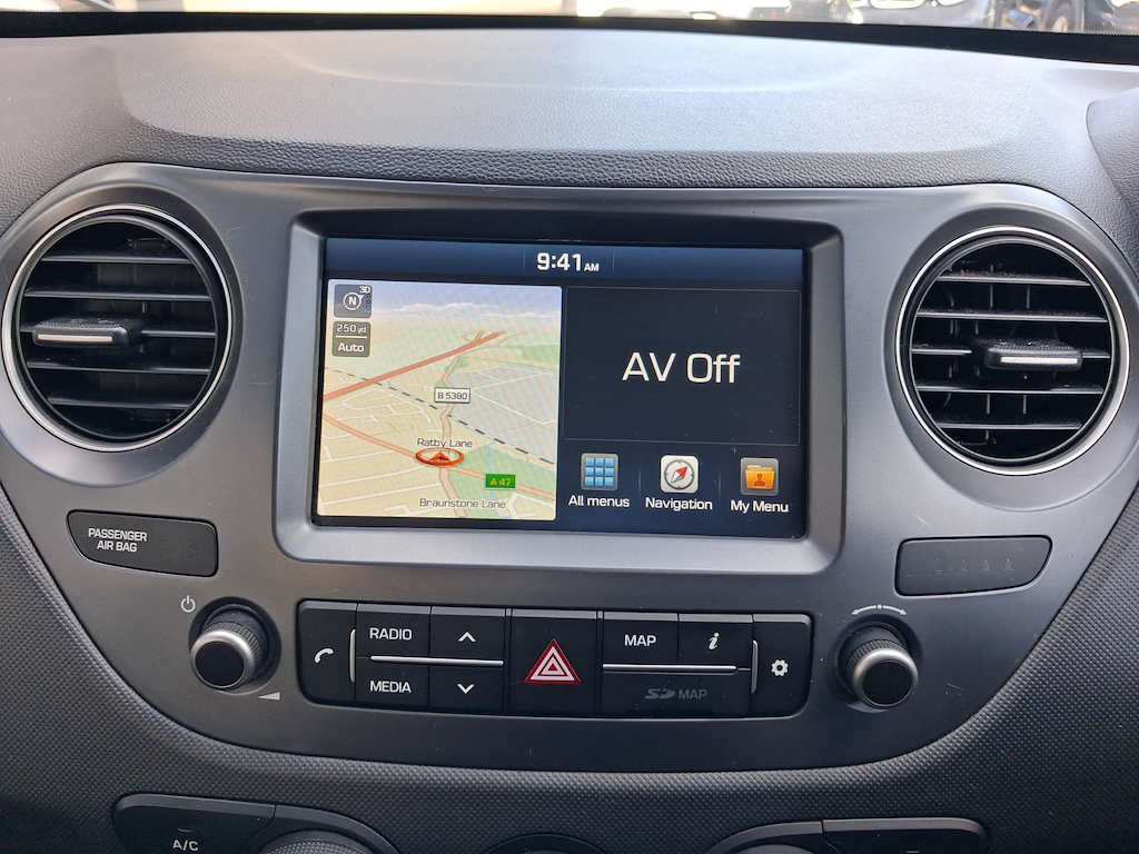 2019 Hyundai i10 — image 34