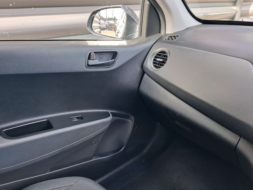 2019 Hyundai i10 — image 37