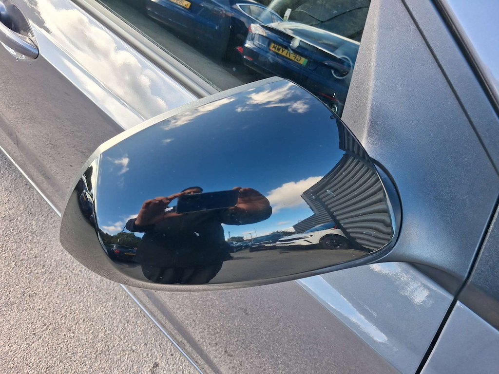 2019 Hyundai i10 — image 32
