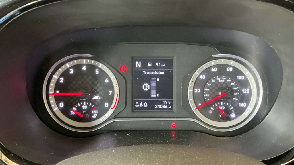 2022 Hyundai i10 — image 10