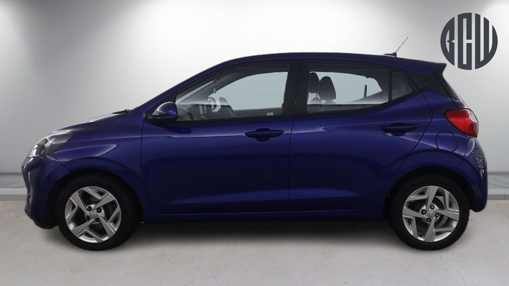 2022 Hyundai i10 — image 6