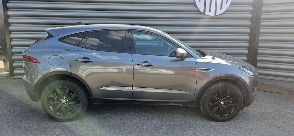 2019 Jaguar E-PACE — image 6