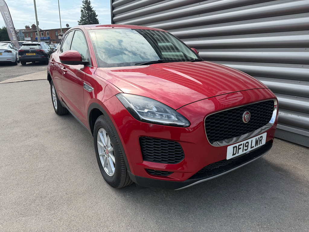 2019 Jaguar E-PACE — image 4