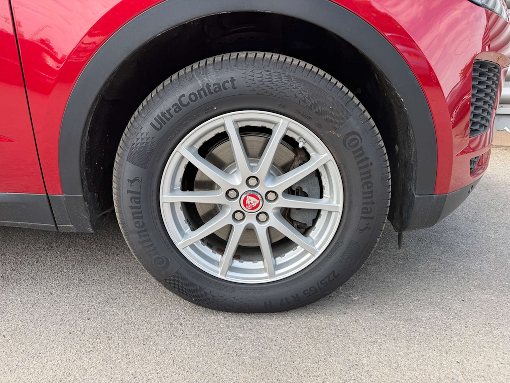 2019 Jaguar E-PACE — image 5