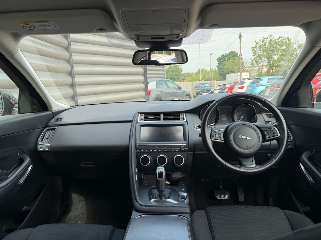 2019 Jaguar E-PACE — image 15