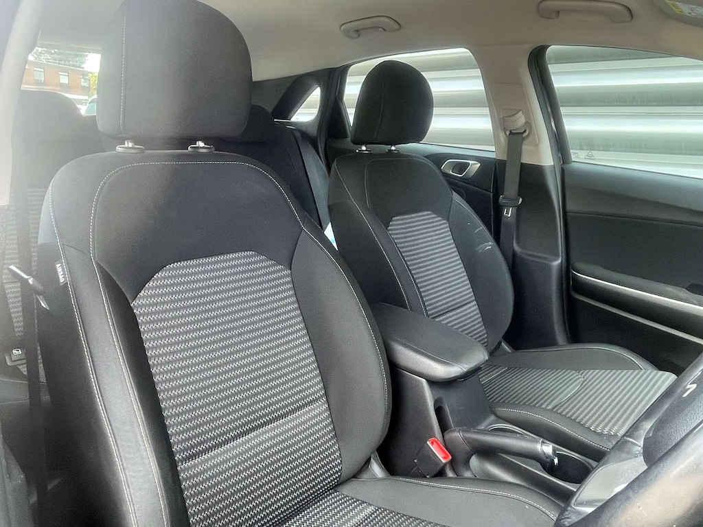 2022 Kia Ceed — image 35