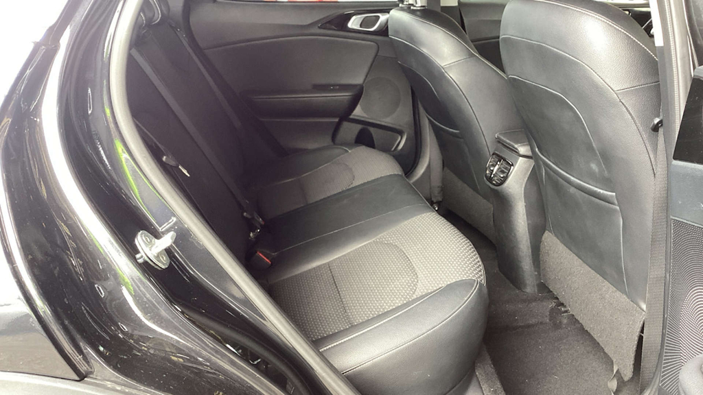 2021 Kia XCeed — image 11