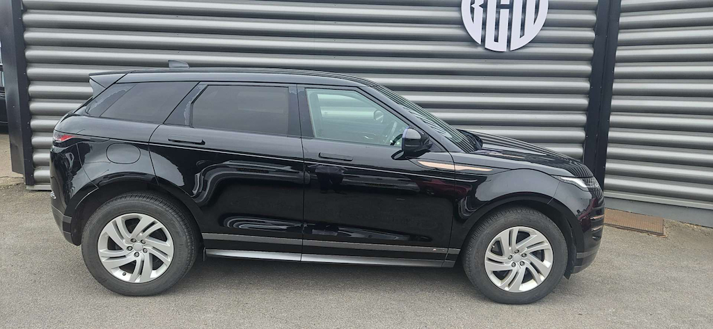 2019 Land Rover Range Rover — image 2