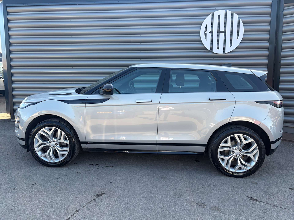 2019 Land Rover Range Rover — image 3