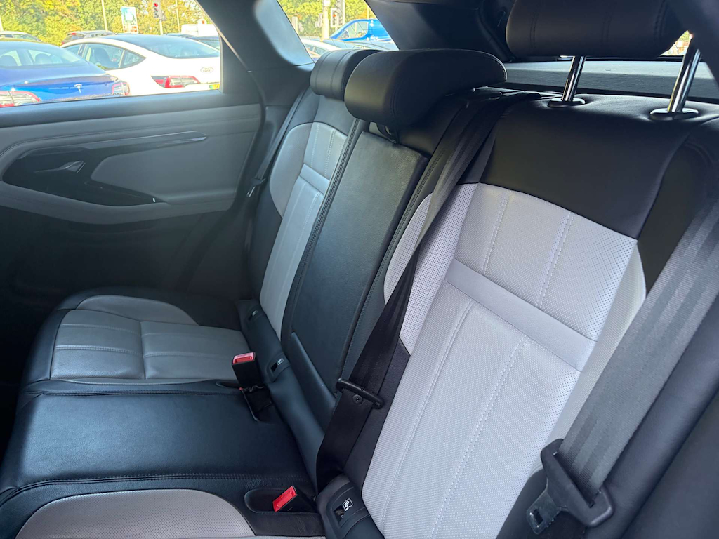 2019 Land Rover Range Rover — image 21