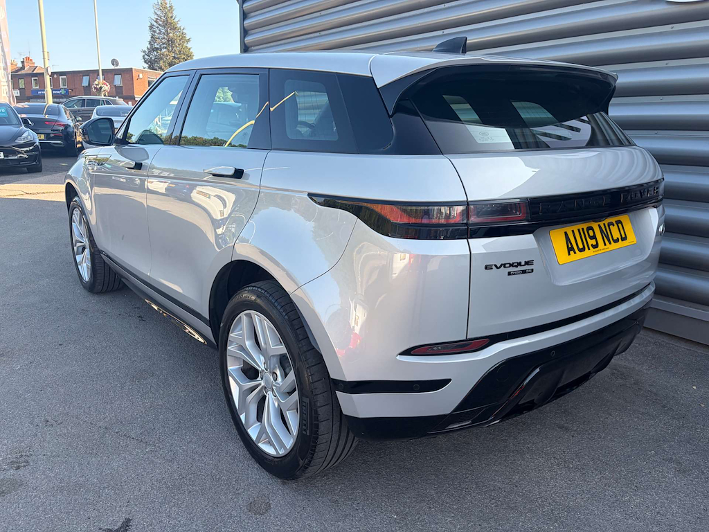 2019 Land Rover Range Rover — image 6