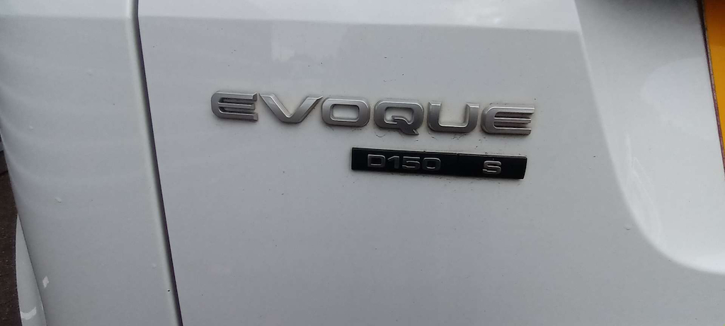 2020 Land Rover Range Rover — image 16