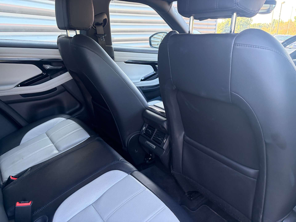 2019 Land Rover Range Rover — image 18