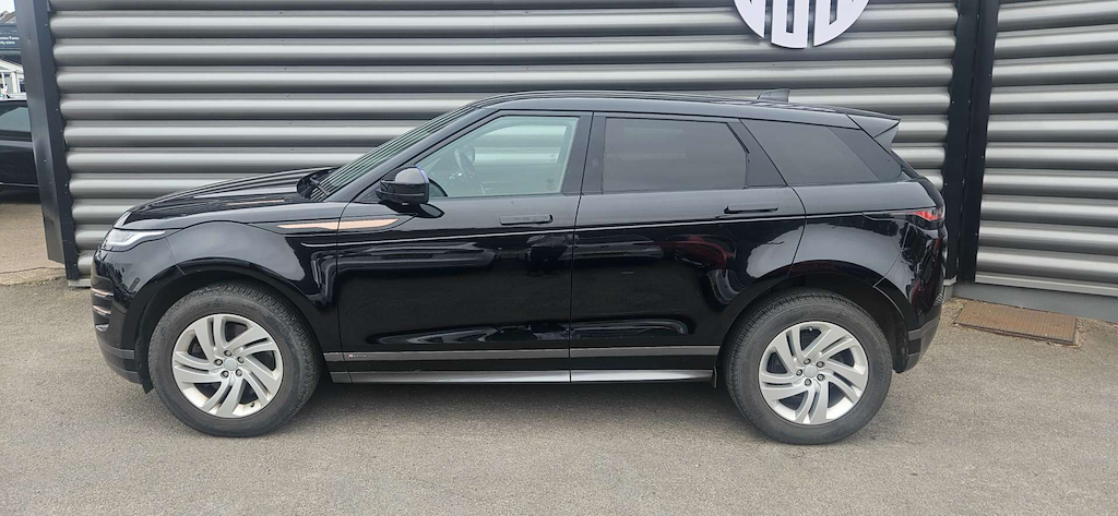 2019 Land Rover Range Rover — image 9