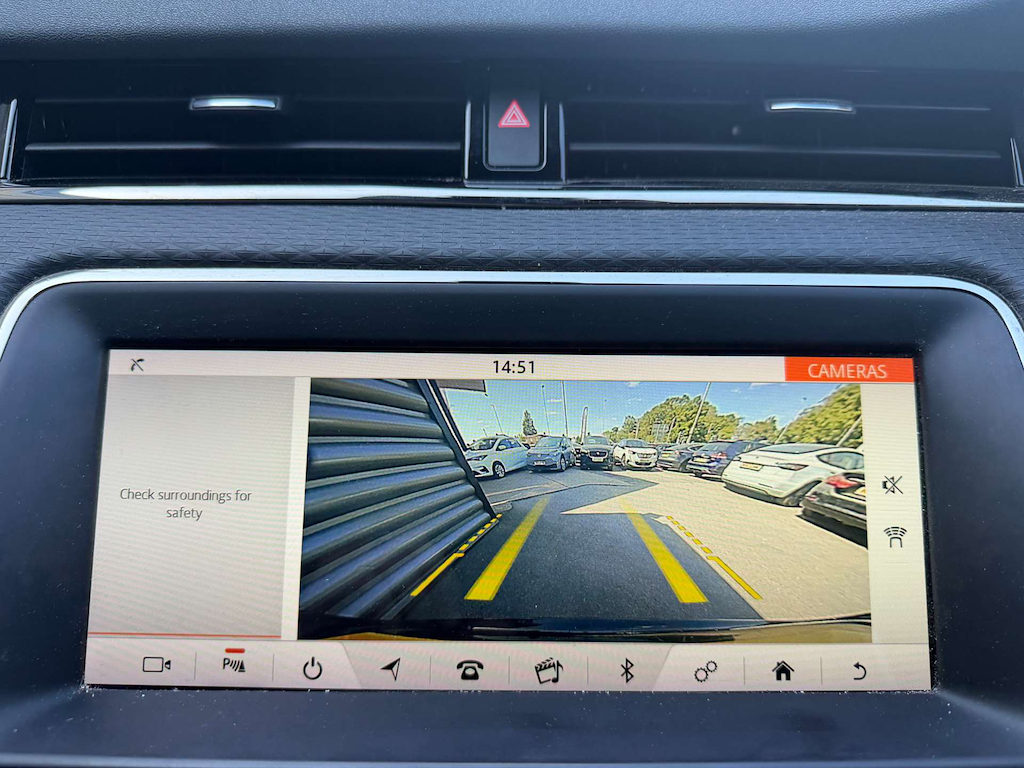 2020 Land Rover Range Rover — image 13