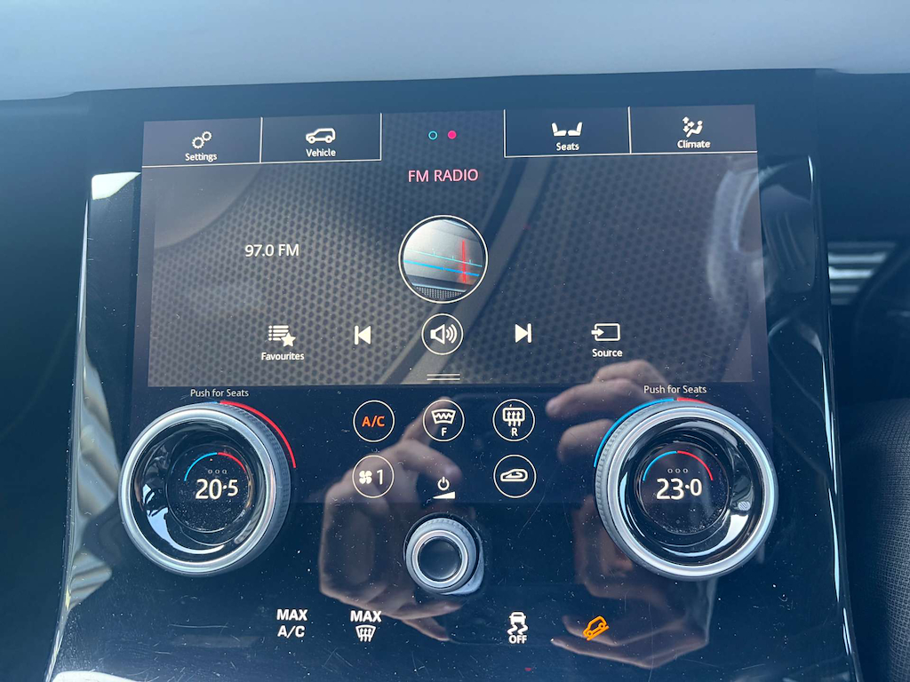 2019 Land Rover Range Rover — image 34