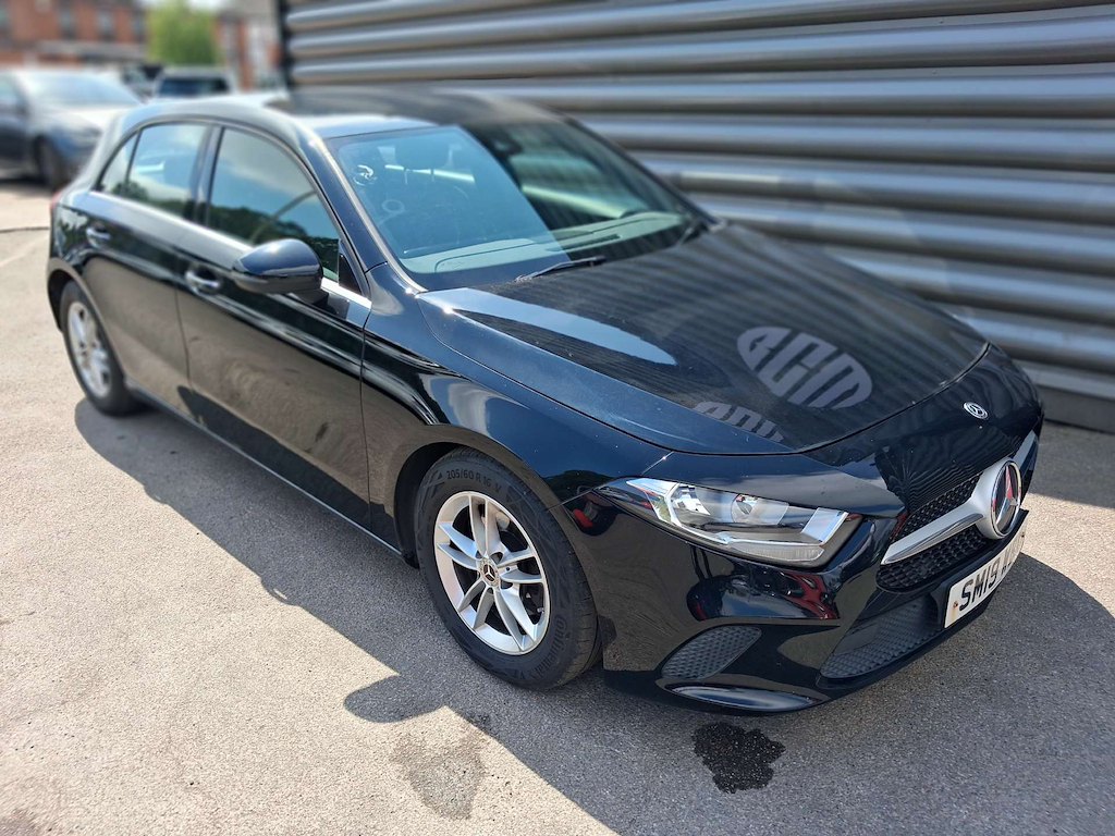 2019 Mercedes-Benz A180 — image 6