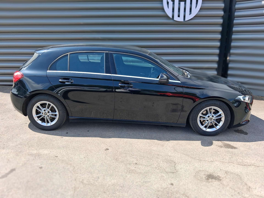 2019 Mercedes-Benz A180 — image 9