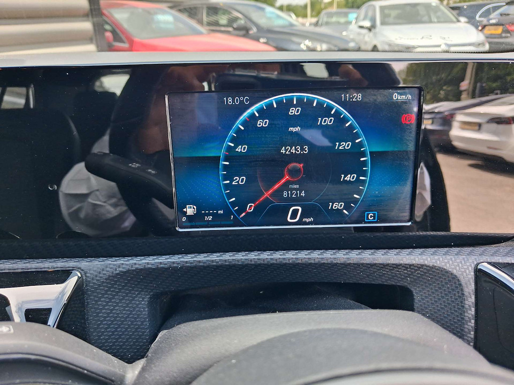 2019 Mercedes-Benz A180 — image 20