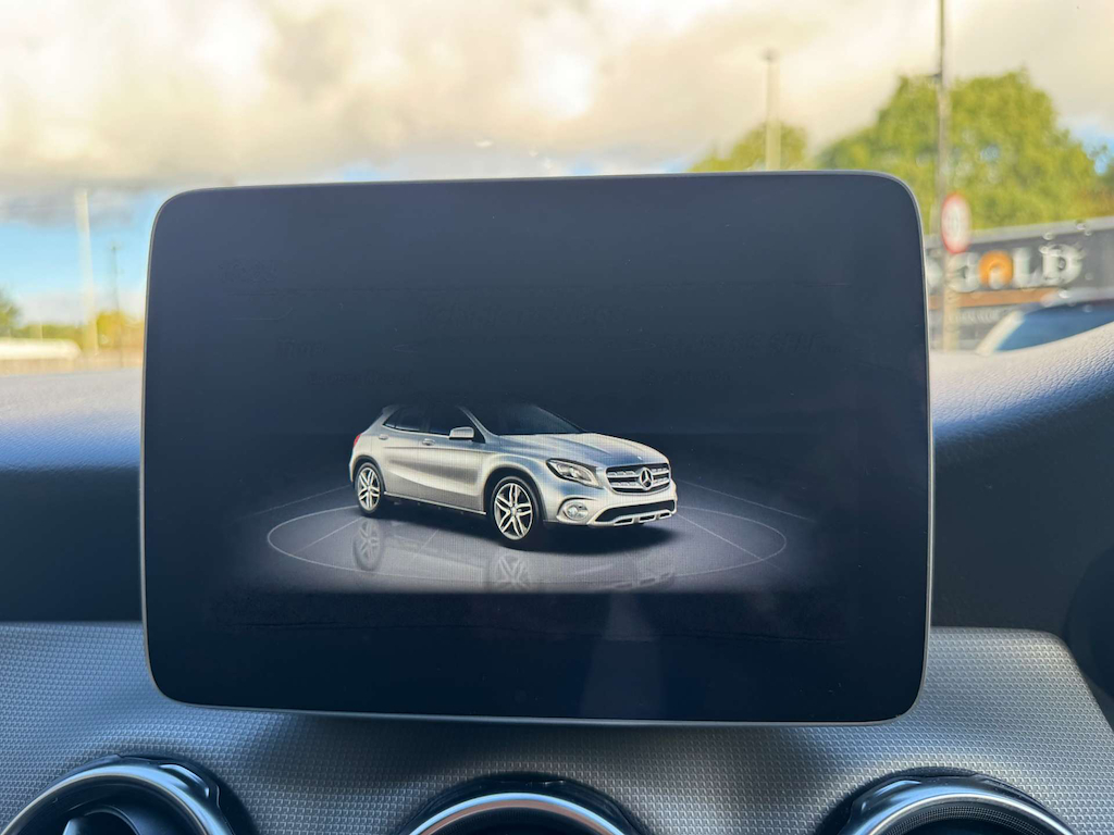 2020 Mercedes-Benz GLA180 — image 21