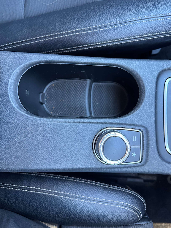 2020 Mercedes-Benz GLA180 — image 17