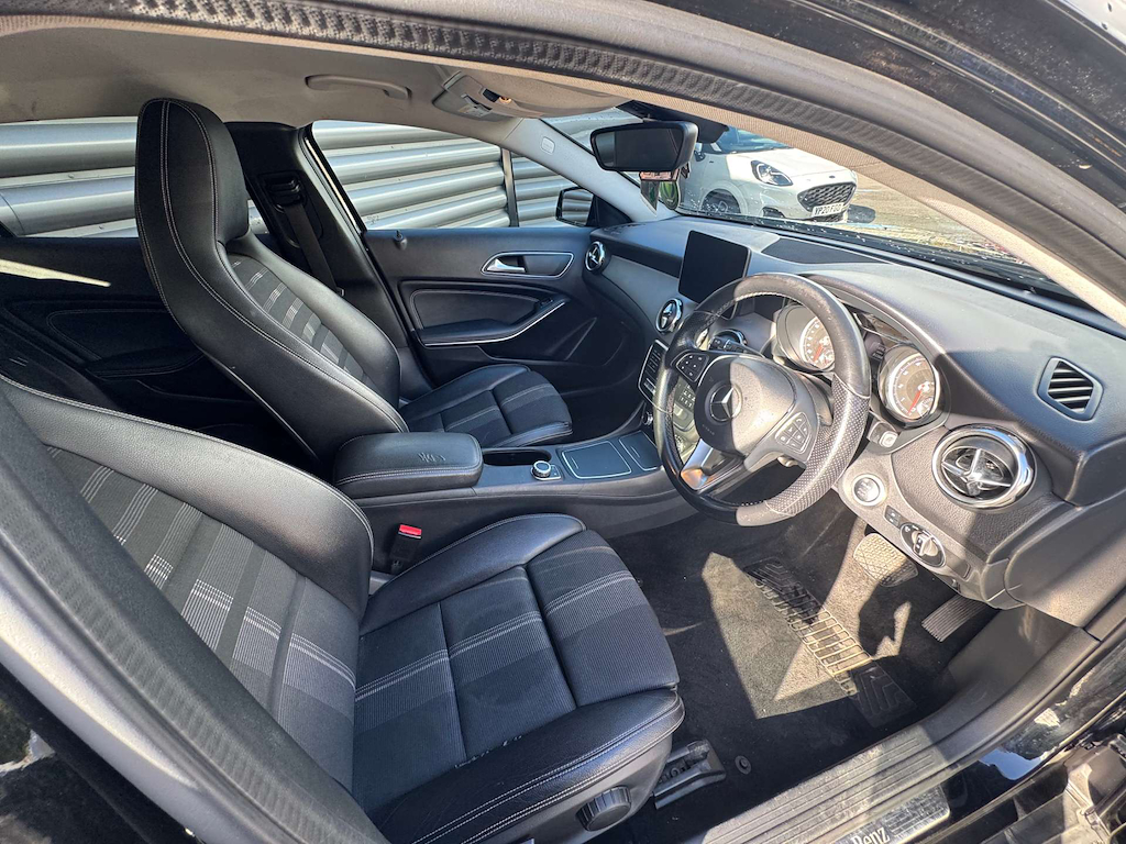 2020 Mercedes-Benz GLA180 — image 22
