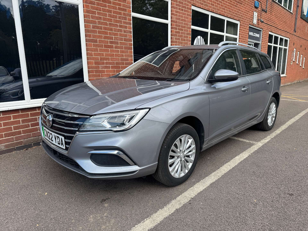 2022 MG MG5 — image 7