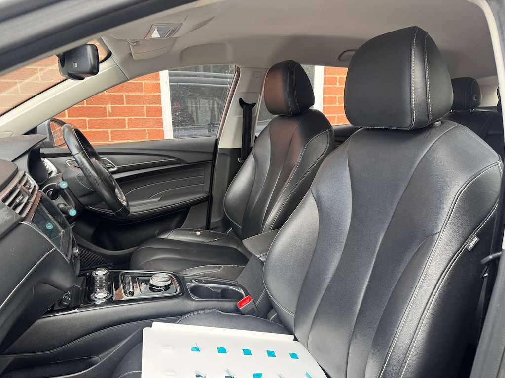2022 MG MG5 — image 13