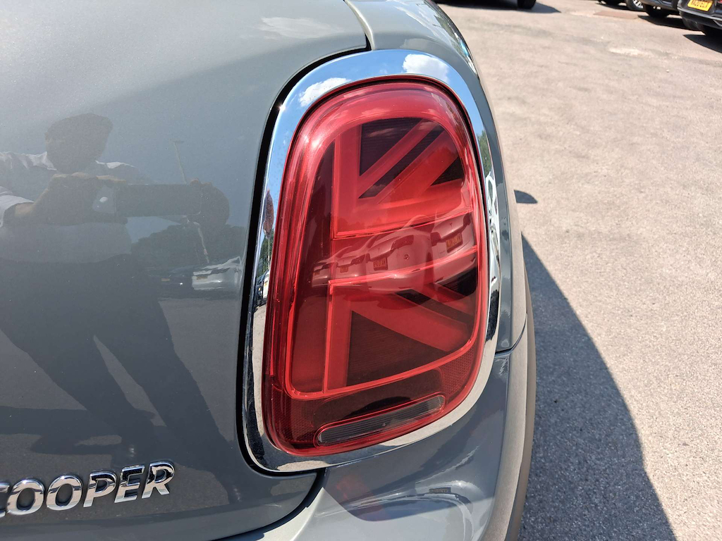 2022 MINI Hatch — image 13