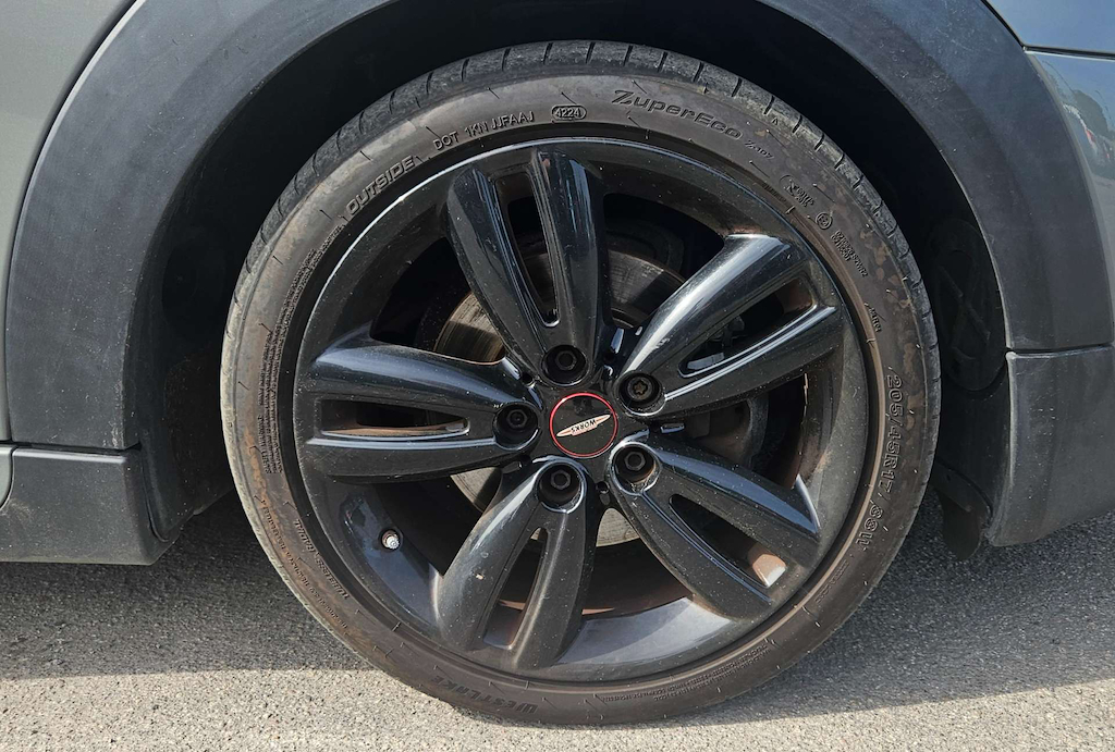 2019 MINI Hatch — image 22