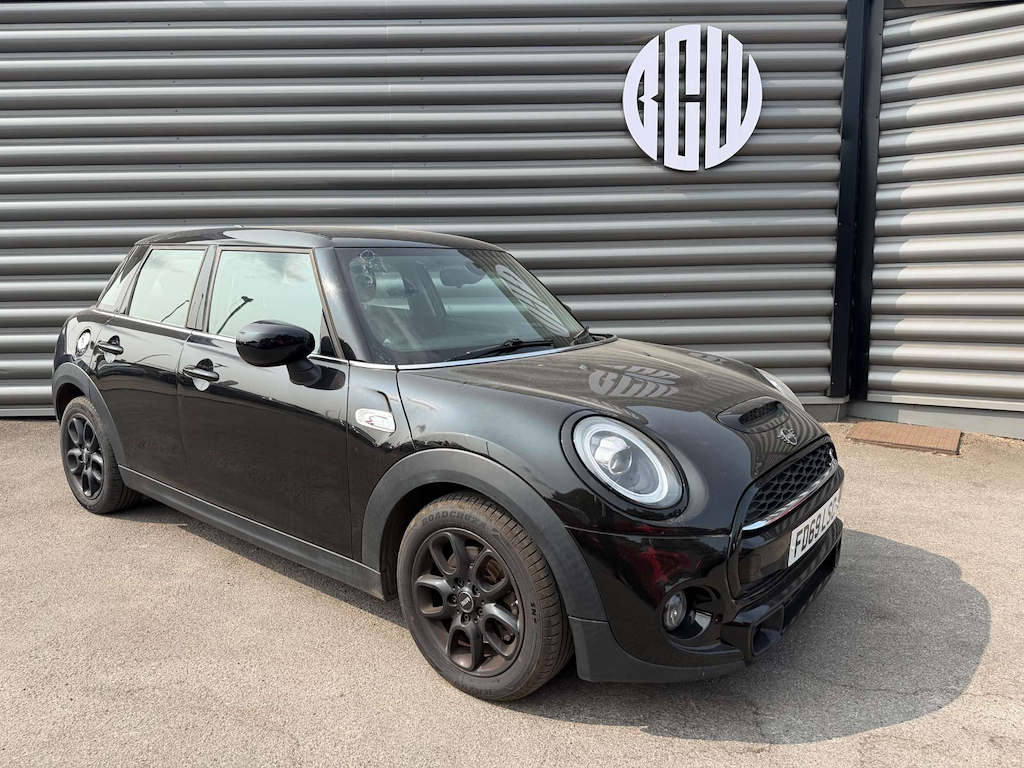 Mini Hatchback