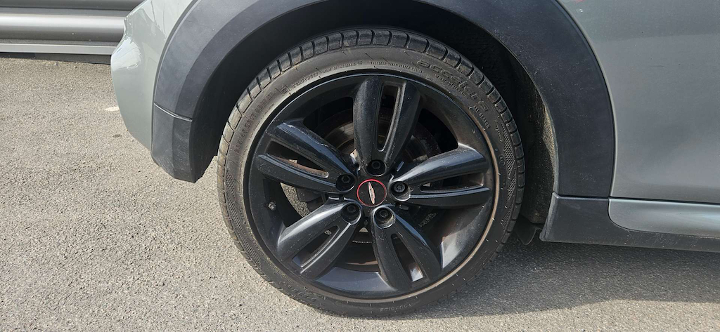 2019 MINI Hatch — image 21