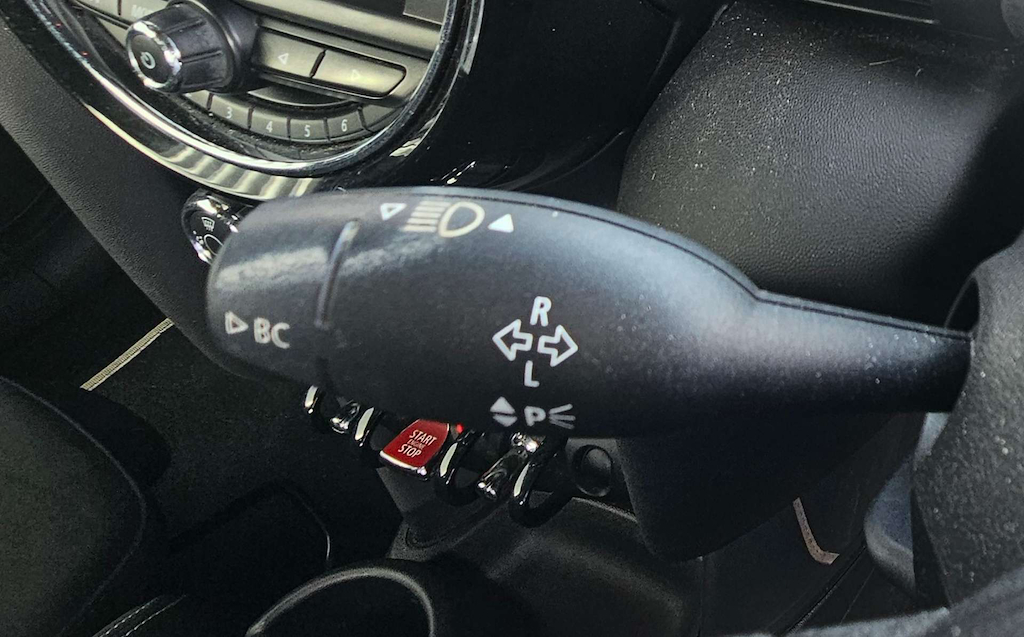 2019 MINI Hatch — image 28