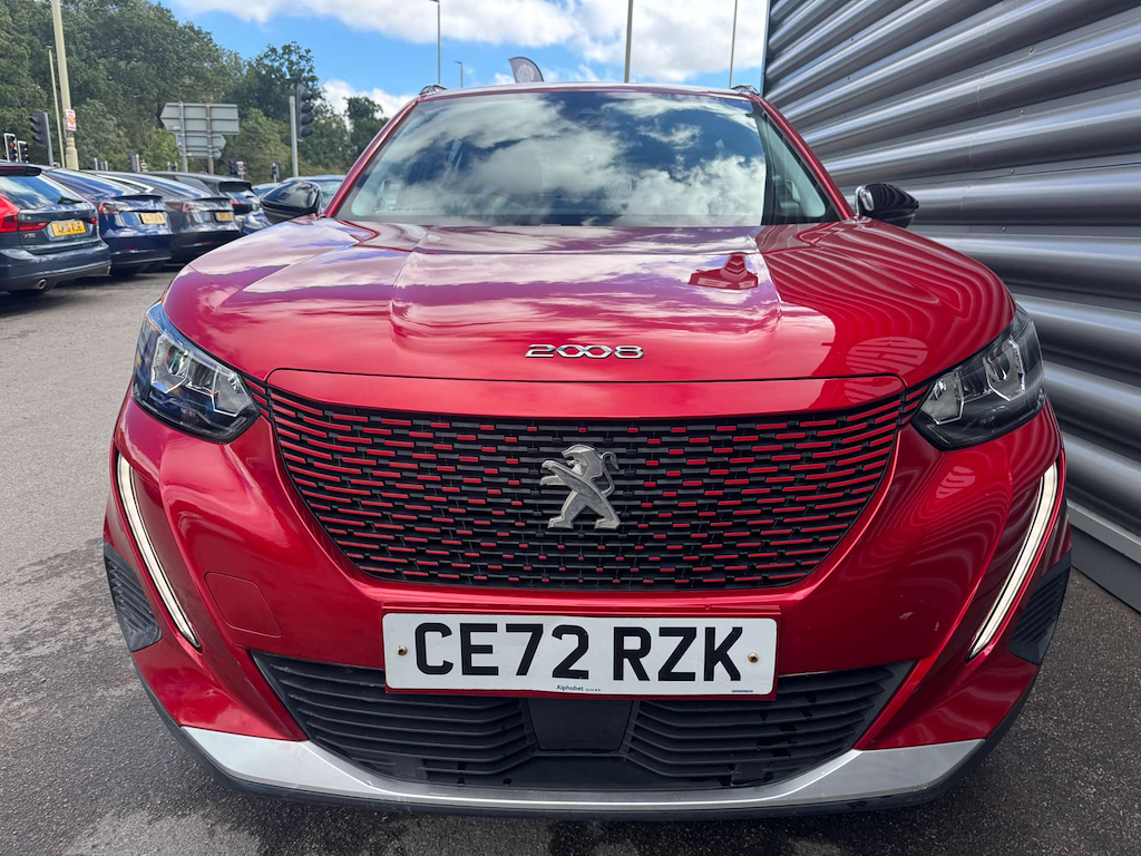 2022 Peugeot 2008 — image 8