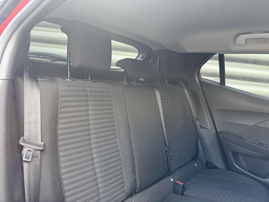 2022 Peugeot 2008 — image 32