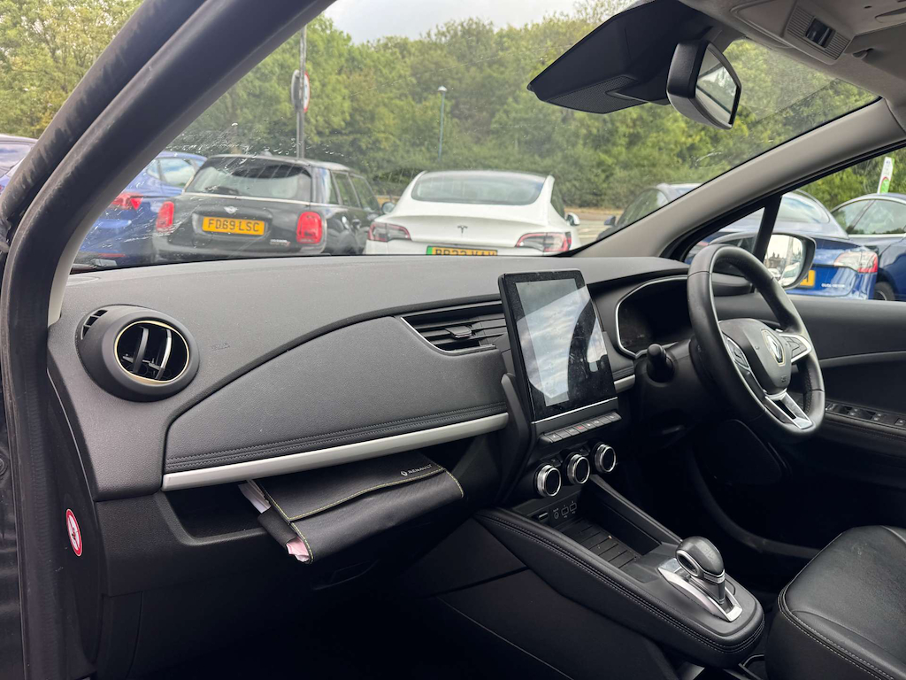 2022 Renault Zoe — image 17