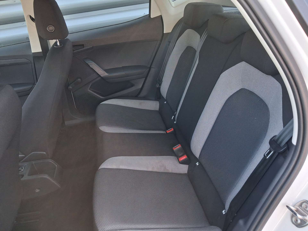 2021 SEAT Ibiza — image 31
