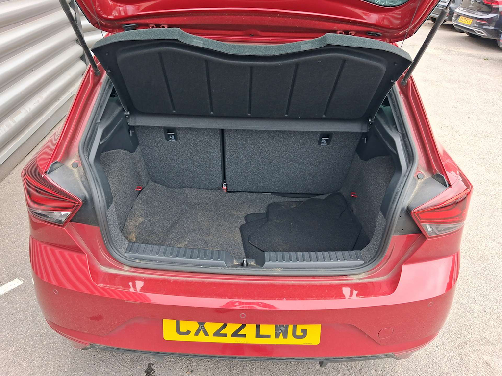 2022 SEAT Ibiza — image 8