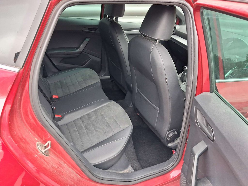 2022 SEAT Ibiza — image 16