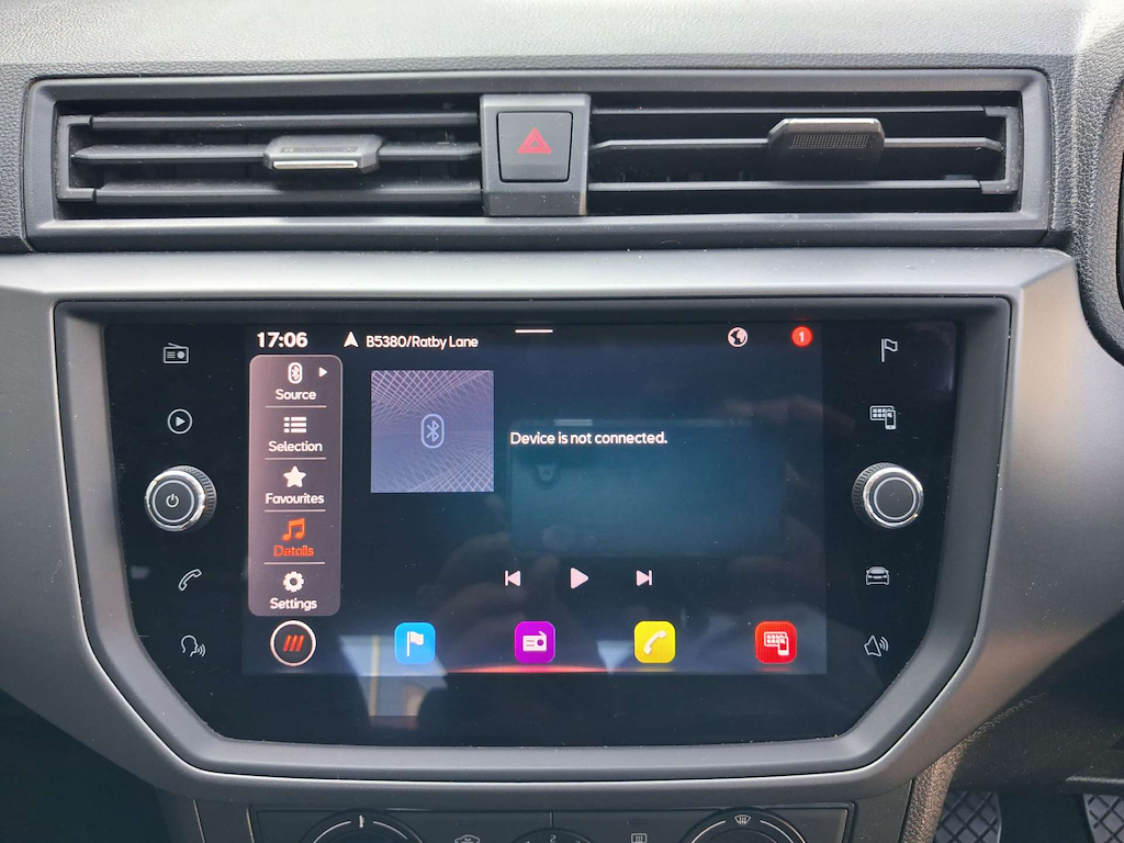 2021 SEAT Ibiza — image 26