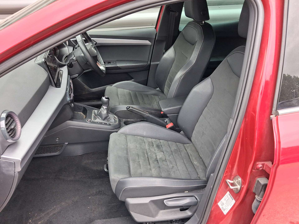 2022 SEAT Ibiza — image 23