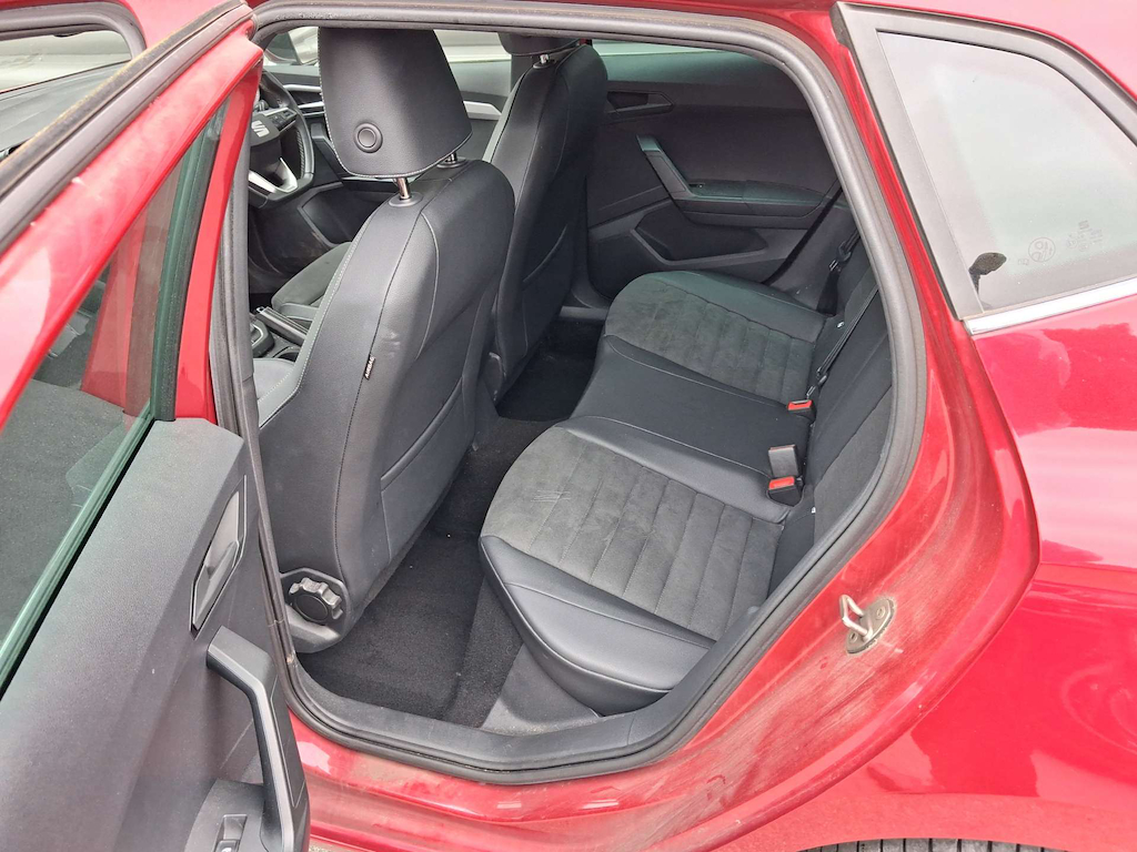 2022 SEAT Ibiza — image 22