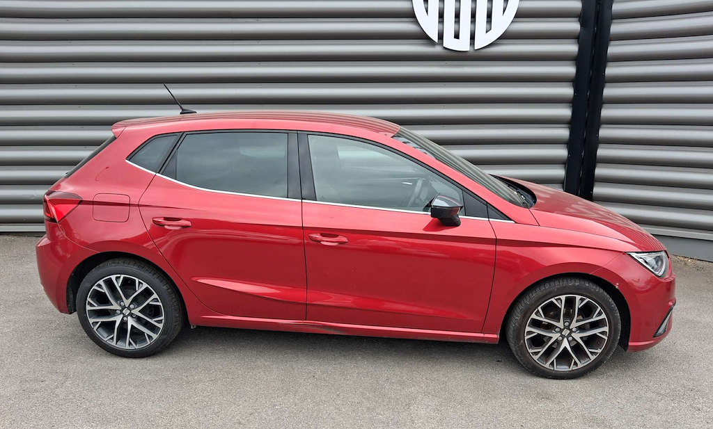 2022 SEAT Ibiza — image 2
