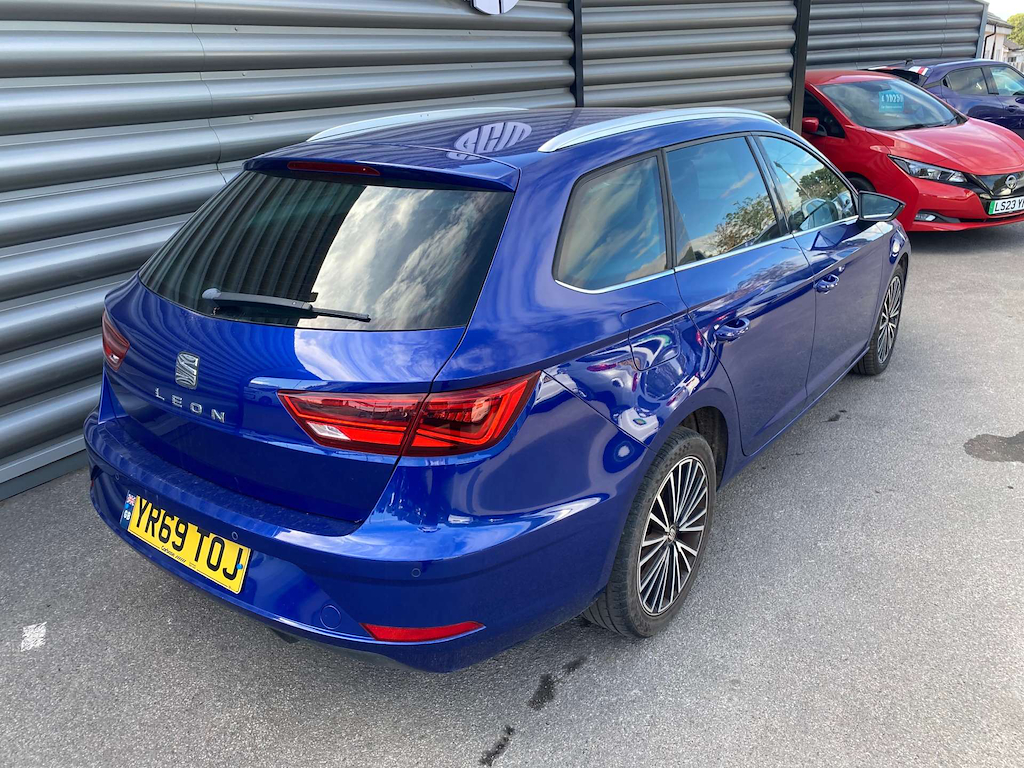 2019 SEAT Leon — image 2